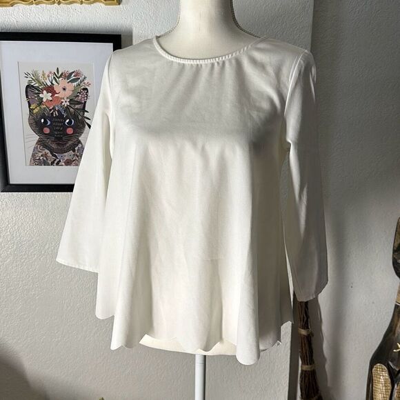 SHEIN Size Small White 3/4 sleeve blouse Scalloped bottom - Picture 1 of 5